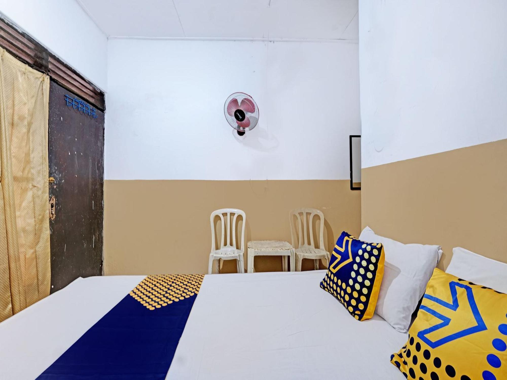 Spot On 92983 Ayu Hotel Semarang