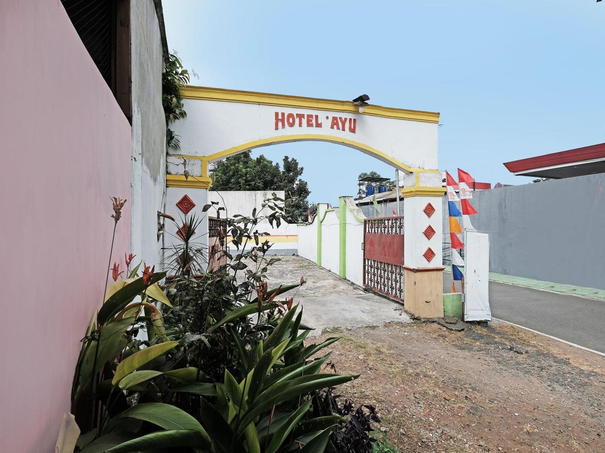 Spot On 92983 Ayu Hotel